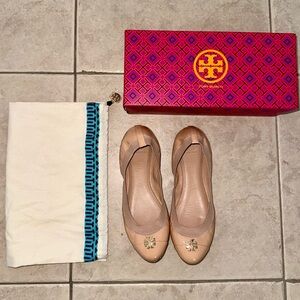 Tory Burch Women's Beige/Cream Ballet Flats